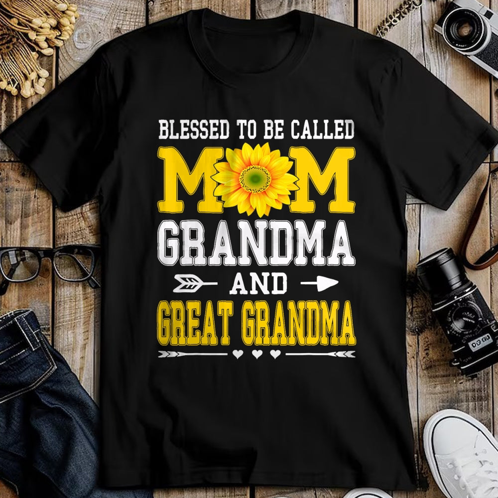Best Grandma Shirt, Proud Grandma Unisex T-Shirt/Hoodie/Sweatshirt HLT00 - Blessed To Be Called Mom Grandma Great Grandma Mother's Day T-Shirt