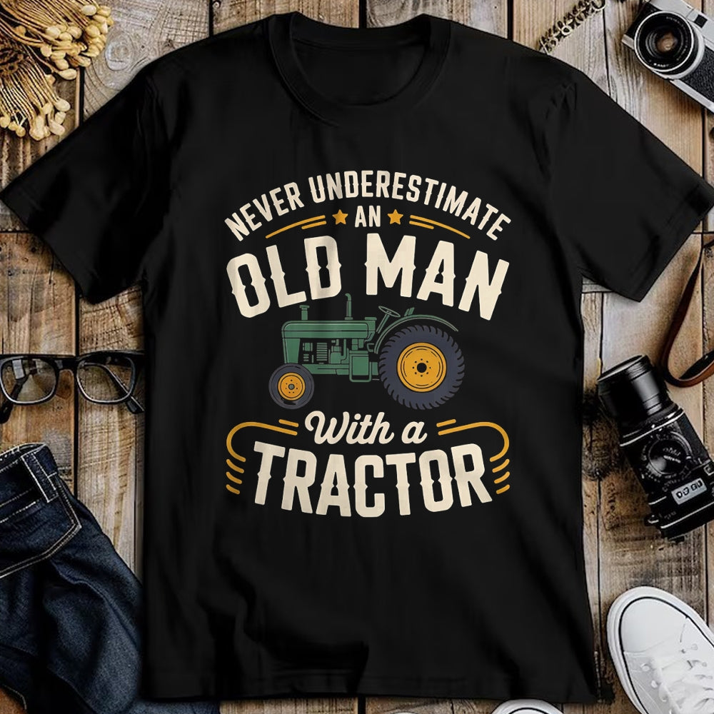 Best Farmer Life Shirt, Funny Farmer UnisexT-Shirt/Hoodie/Sweatshirt HLT00 - Never Underestimate an Old Man with a Tractor – Farming dad T-Shirt