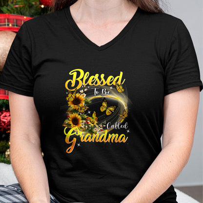Best Grandma Shirt, Proud Grandma Unisex T-Shirt/Hoodie/Sweatshirt HLT00 - Blessed to be called Grandma Sunflower Lovers Grandma T-Shirt