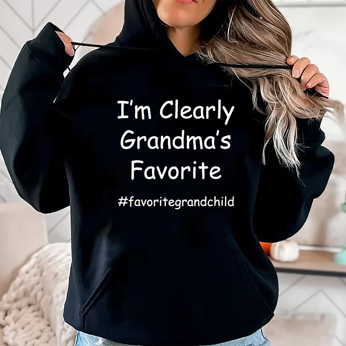 Best Grandma Shirt, Proud Grandma Unisex T-Shirt/Hoodie/Sweatshirt HLT00 - I'm Clearly Grandma's Favorite Funny Granddaughter Grandson T-Shirt (1)