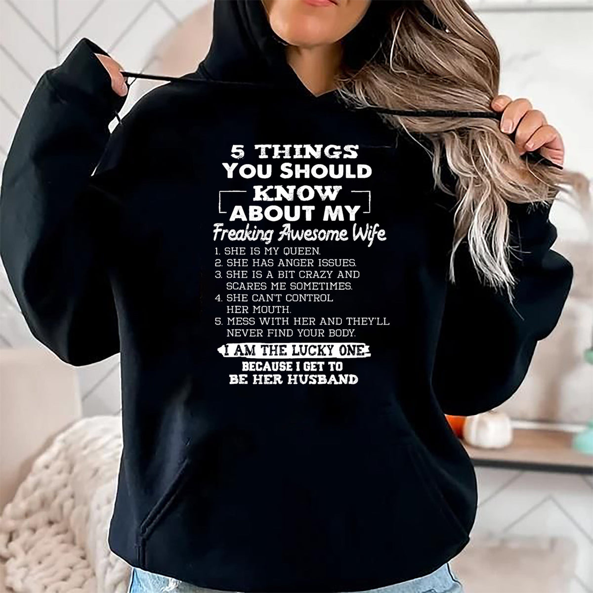 Best Wife Shirt, Wife and Husband Unisex T-Shirt/Hoodie/Sweatshirt HLT00 - Awesome 5 Things You Should Know About My Freaking Wife T-Shirt