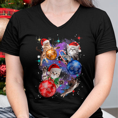 Cute Christmas Cats In Space Ornaments Graphic T-Shirt - Christmas Unisex T-Shirt/Hoodie/Sweatshirt - HNDS00