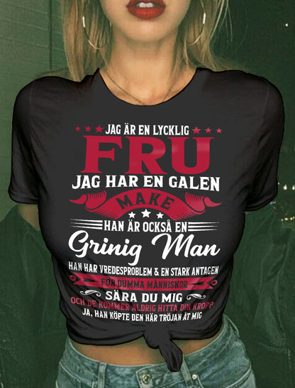 PERFEKT PRESENT – ROLIG T-SHIRT FÖR MIN LYCKLIGA FRU FRÅN HENNES MAKE - NTTD00swd (SKU10-157)