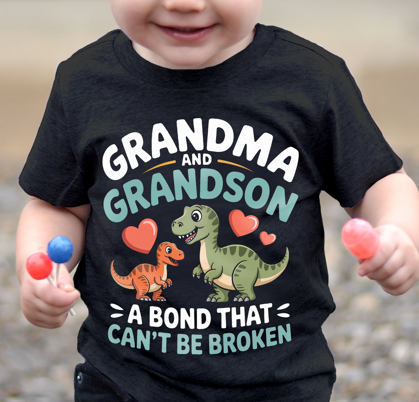GRANDMA AND GRANDSON A BOND THAT CAN'T BE BROKEN DINOSAUR UNISEX T-SHIRT - NTTD00 (SKU-GMS5)