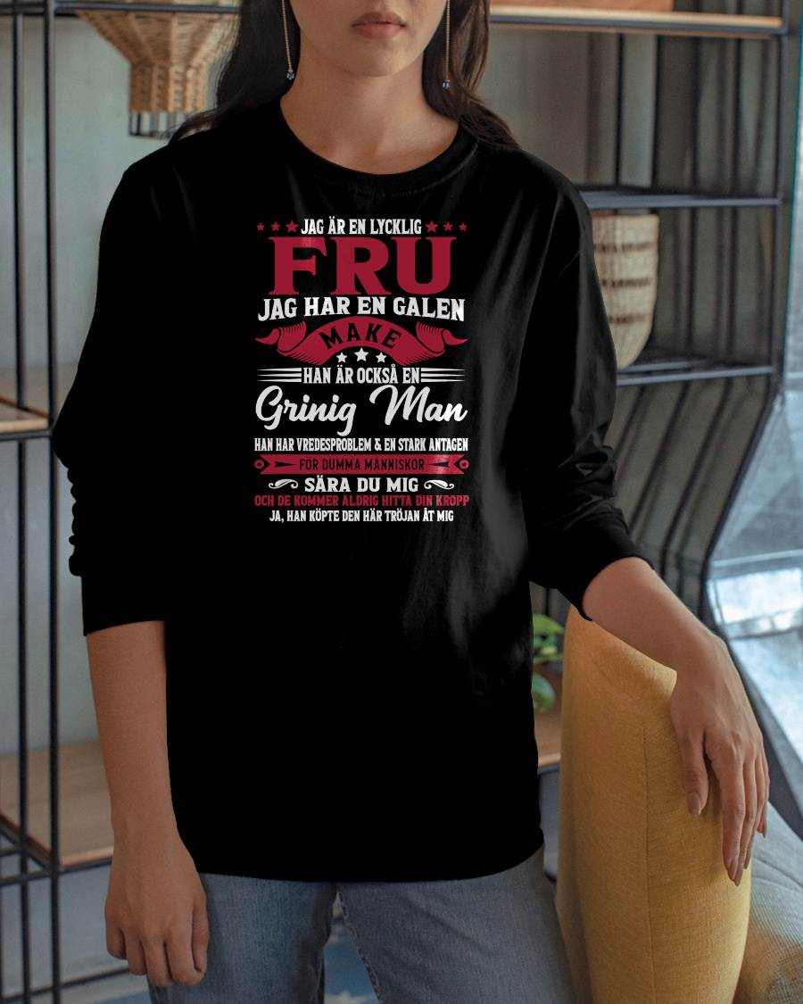 PERFEKT PRESENT – ROLIG T-SHIRT FÖR MIN LYCKLIGA FRU FRÅN HENNES MAKE - NTTD00swd (SKU10-157)