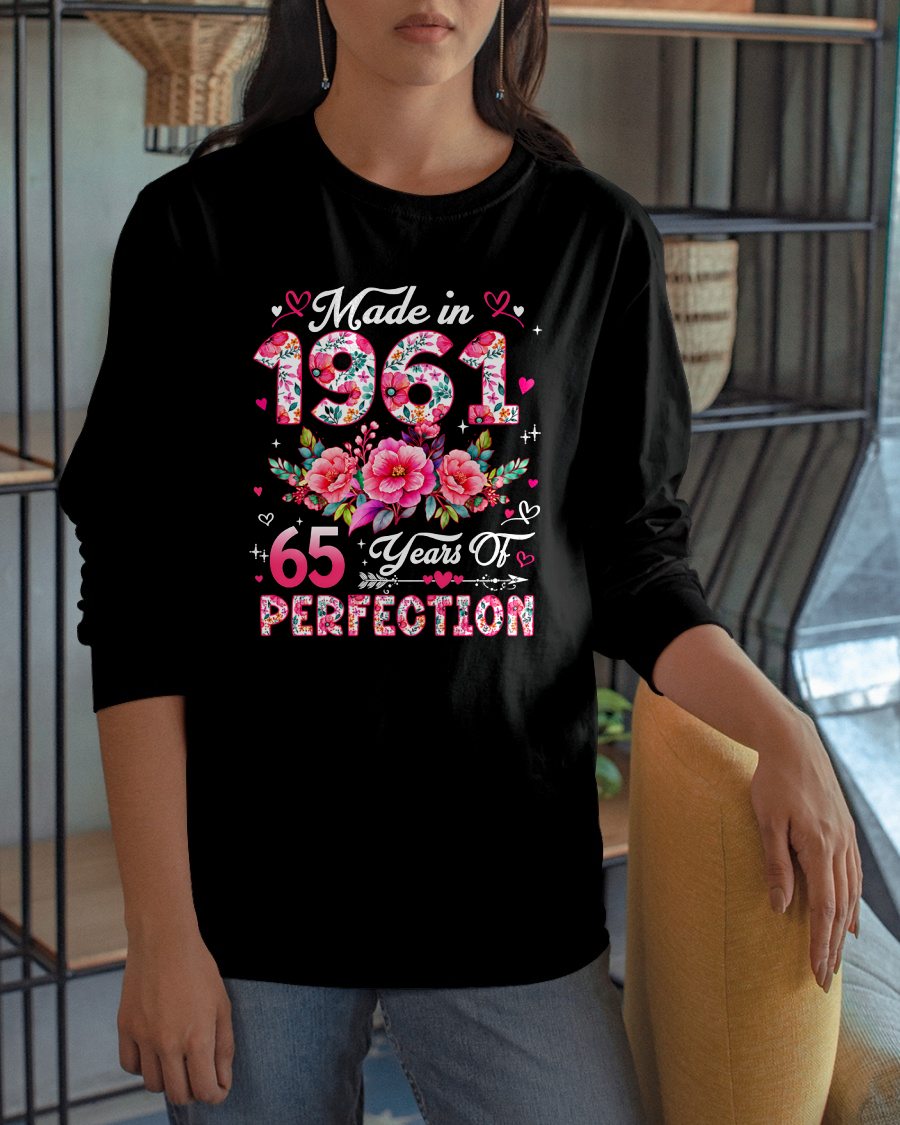 MAKE IN 1961 - 65 YEARS OF PERFECTION - BIRTHDAY GIFT FOR WOMEN - NTTD00 (SKU2609-211-1961)