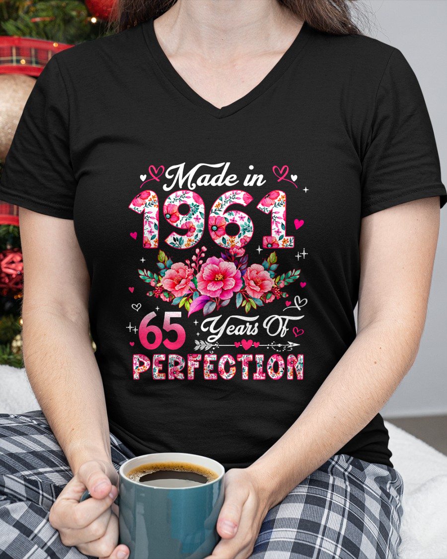 MAKE IN 1961 - 65 YEARS OF PERFECTION - BIRTHDAY GIFT FOR WOMEN - NTTD00 (SKU2609-211-1961)