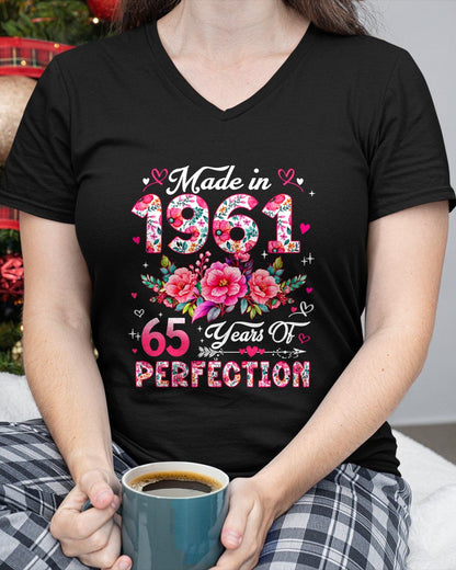 MAKE IN 1961 - 65 YEARS OF PERFECTION - BIRTHDAY GIFT FOR WOMEN - NTTD00 (SKU2609-211-1961)