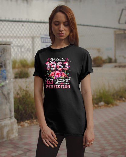 MAKE IN 1963 - 63 YEARS OF PERFECTION - BIRTHDAY GIFT FOR WOMEN - NTTD00 (SKU2609-211-1963)
