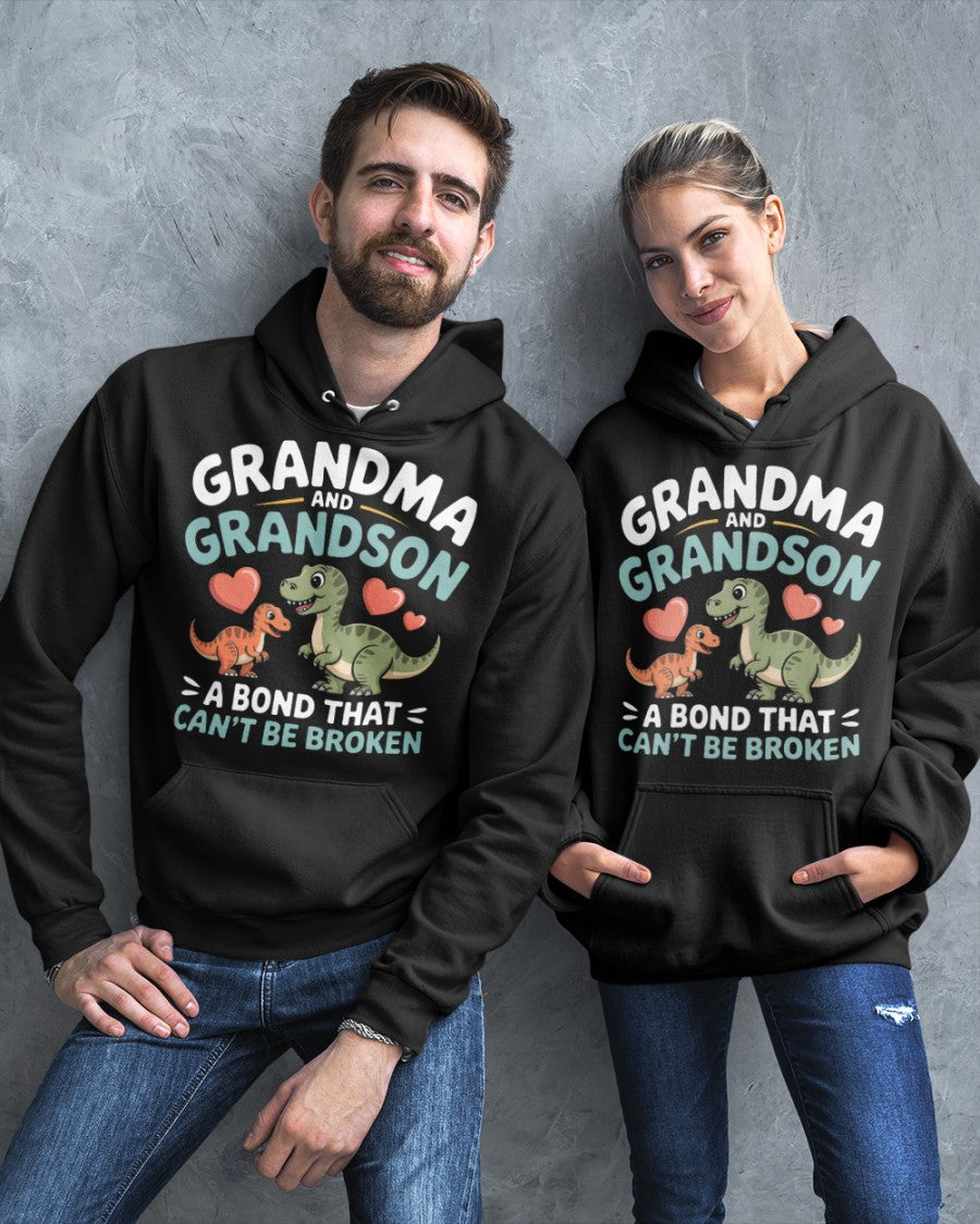 GRANDMA AND GRANDSON A BOND THAT CAN'T BE BROKEN DINOSAUR UNISEX T-SHIRT - NTTD00 (SKU-GMS5)