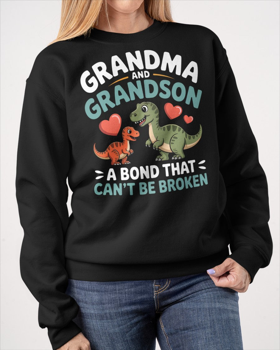 GRANDMA AND GRANDSON A BOND THAT CAN'T BE BROKEN DINOSAUR UNISEX T-SHIRT - NTTD00 (SKU-GMS5)