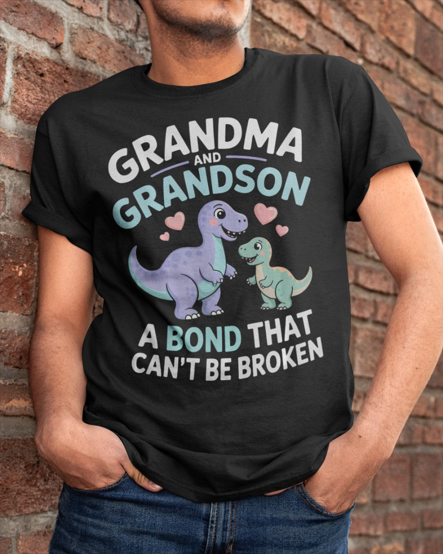 GRANDMA AND GRANDSON A BOND THAT CAN'T BE BROKEN DINOSAUR UNISEX T-SHIRT NTTD00 (SKU-GMS4)