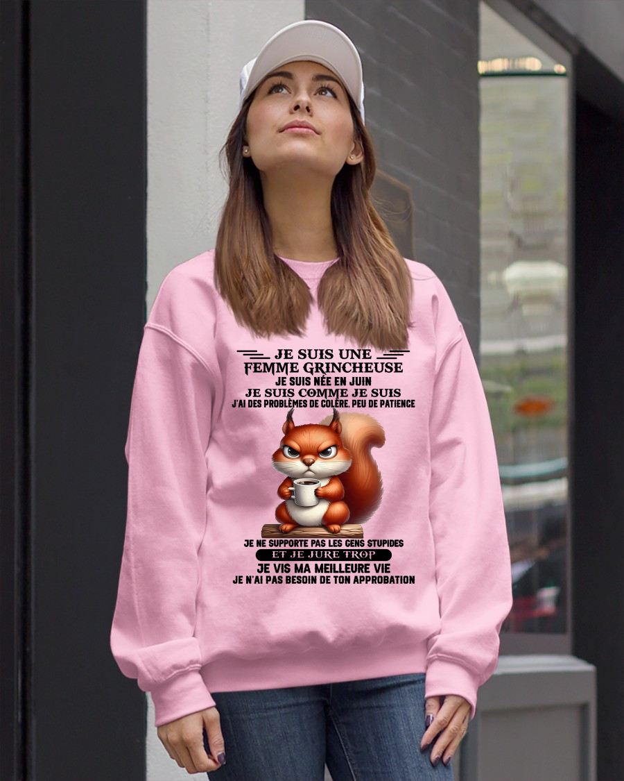 JUIN - FEMME GRINCHEUSE – T-SHIRT D’ANNIVERSAIRE POUR FEMME - frNTTD06 (SKU2603-256-06)